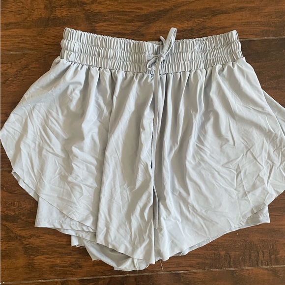 Altar'd State AS Rivival size medium buttery flowy shorts/skort - Picture 1 of 4
